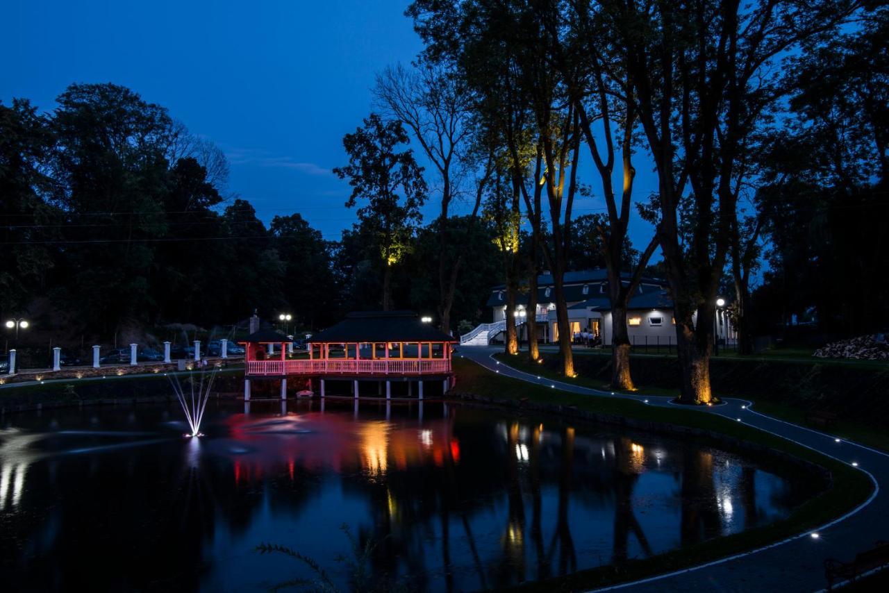 Pod Ksiecia Gorka Hotel Oleszyce Exterior photo